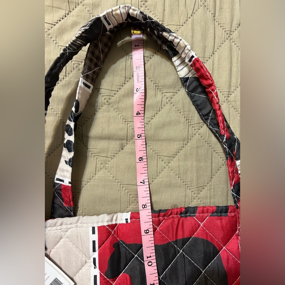 Lodge Life quilted tote bag & Virah Bella Quilted Sherpa Throw - Picture 9 of 13